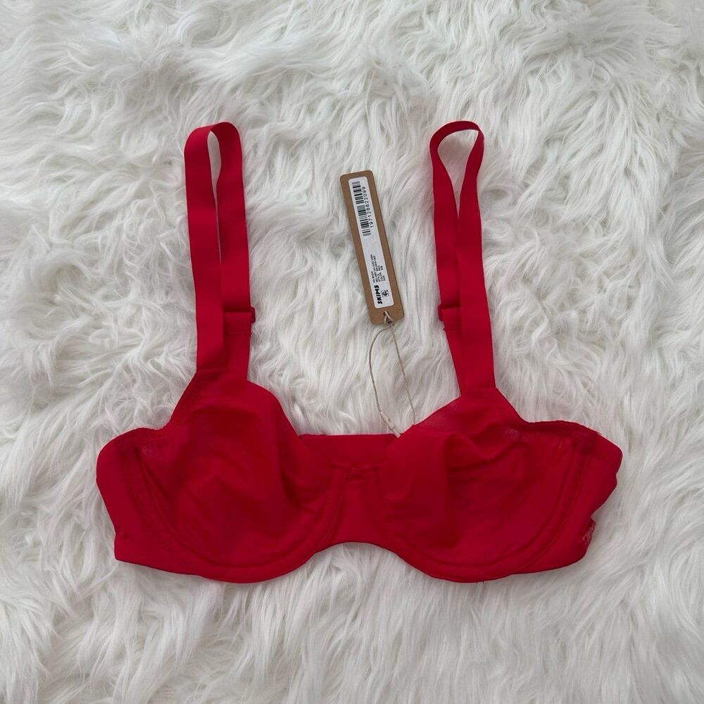Skims No Show Unlined Demi Bra Red Size 30B